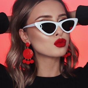 Slim Lolita Streamlined Pointy Cat Eye Sunglasses
